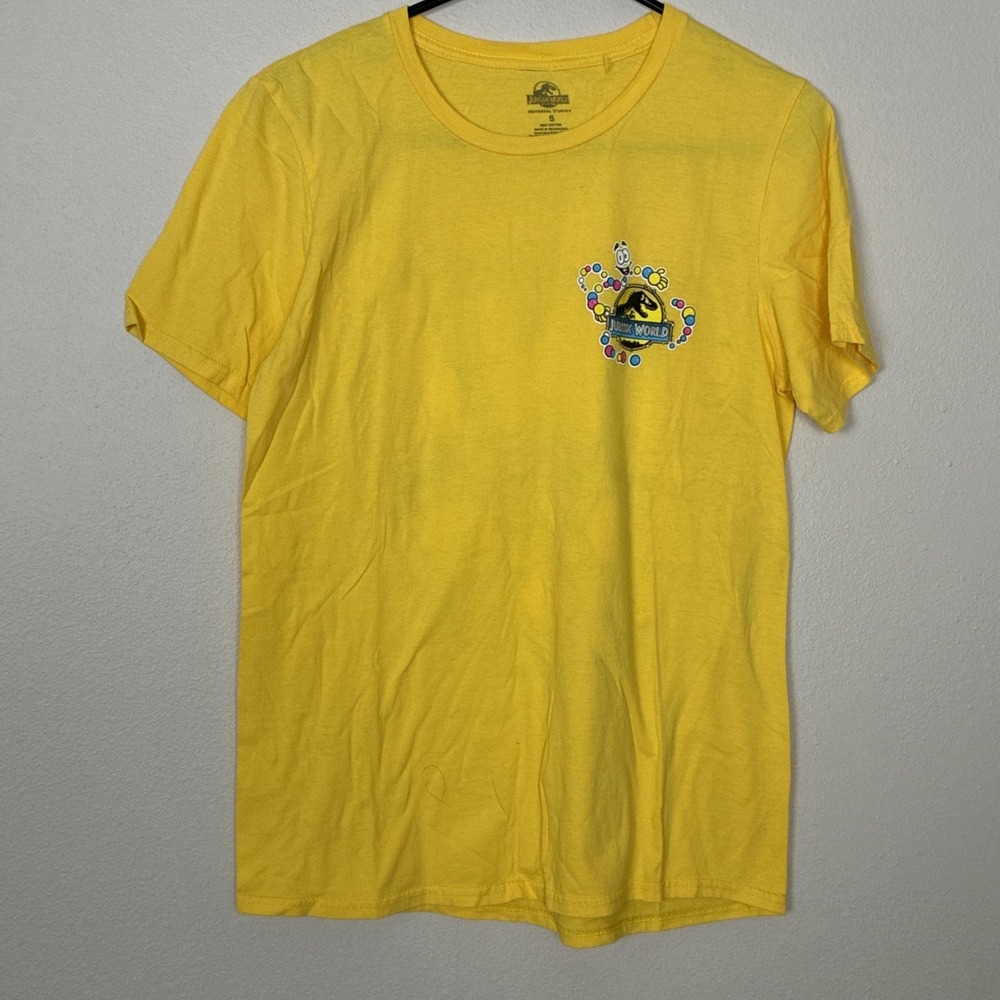 Jurassic World Universal Studios Unisex Tee Size Small (Q5)